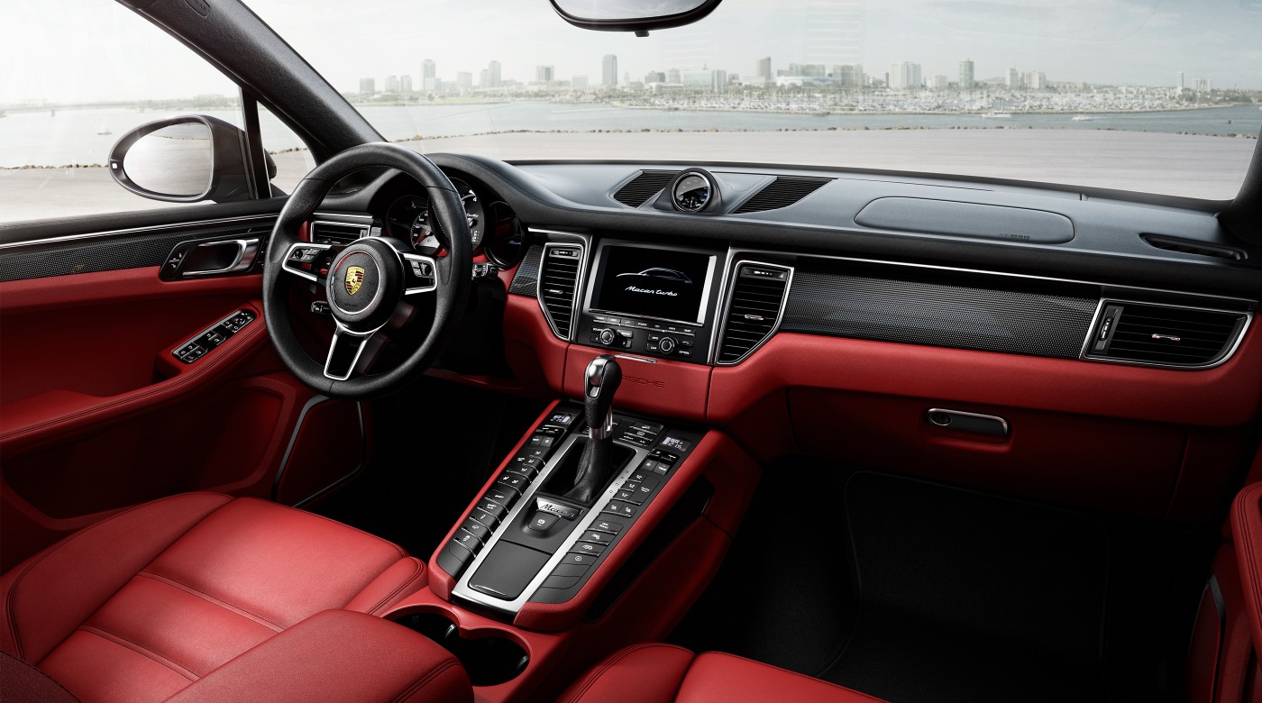 PORMAC020_Macan_Turbo_Interieur1_v4_korr-e93acff5