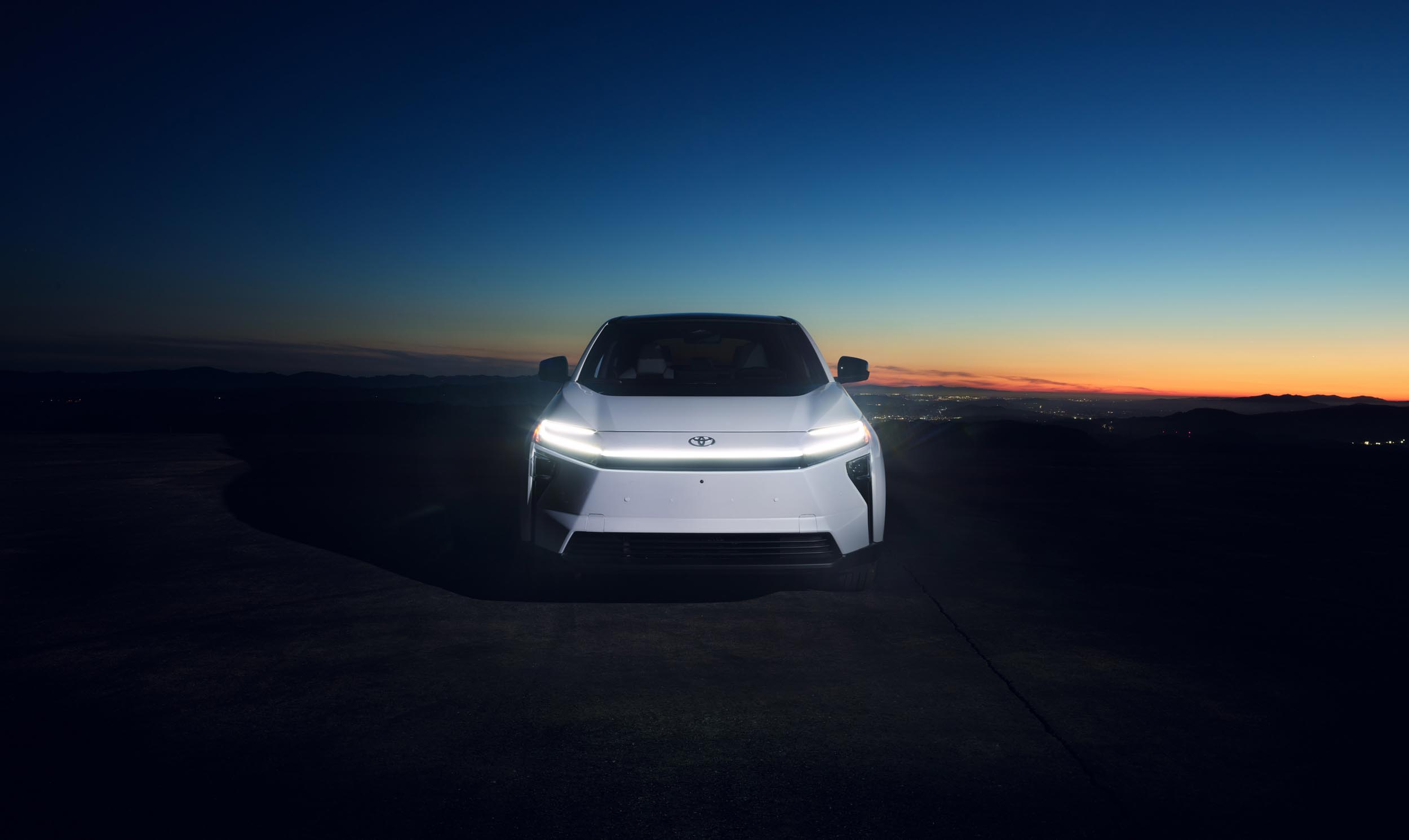 155D_11667_0000_City_Day_13_Silhouette-BONUS_4358