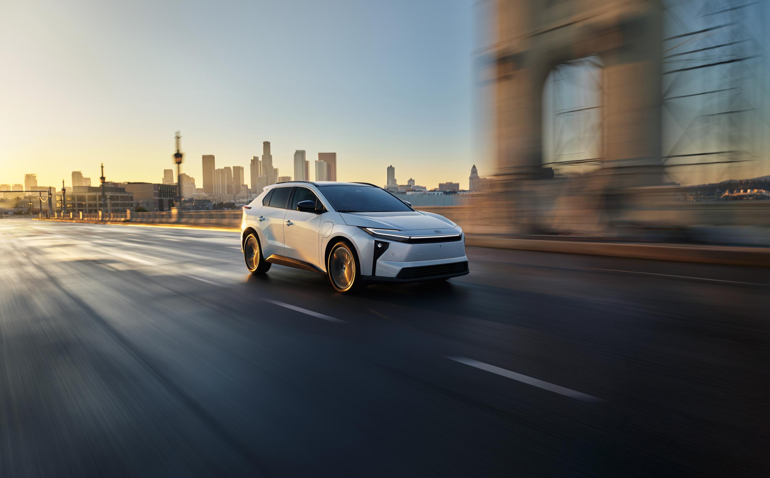 155D_11667_0001_City_34_High_Front_1