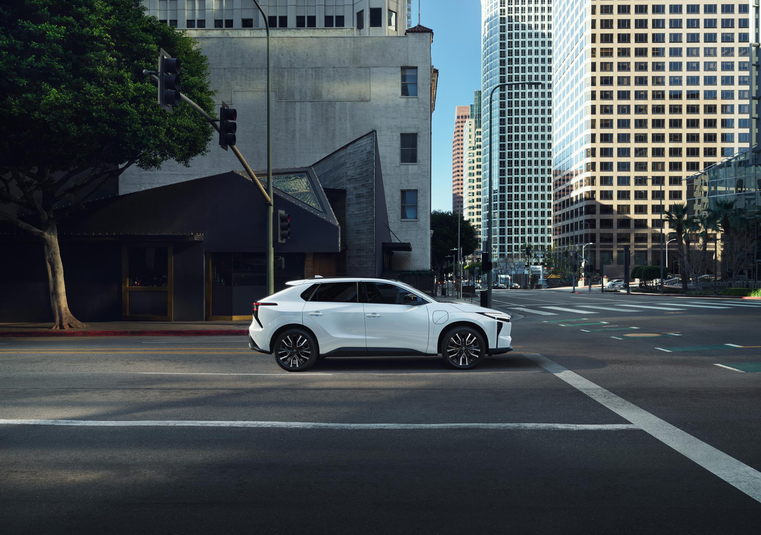 155D_11667_0012_City_Side_Profile